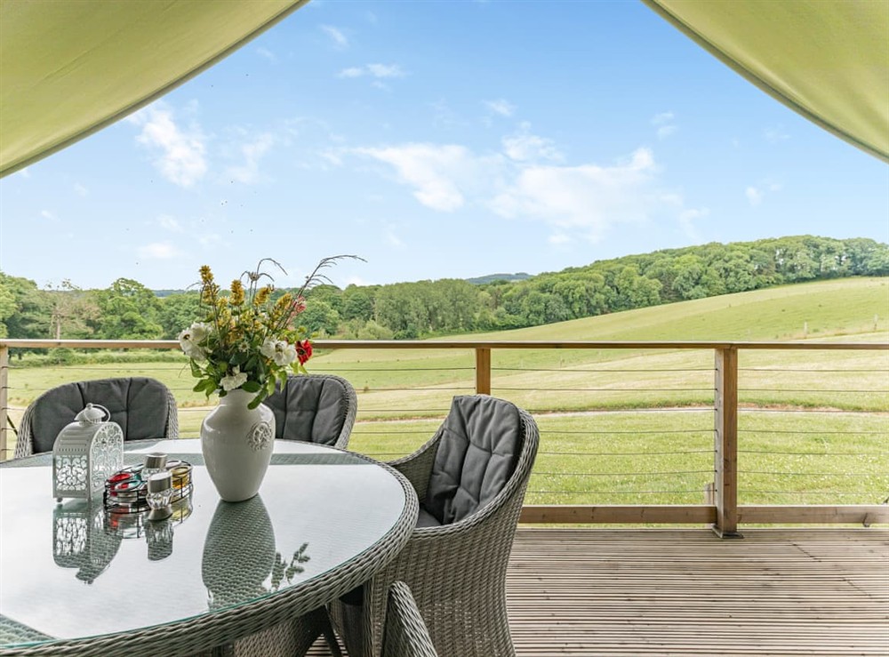 Sitting-out-area at Safari Lodge Two in Ross-on-Wye, Herefordshire