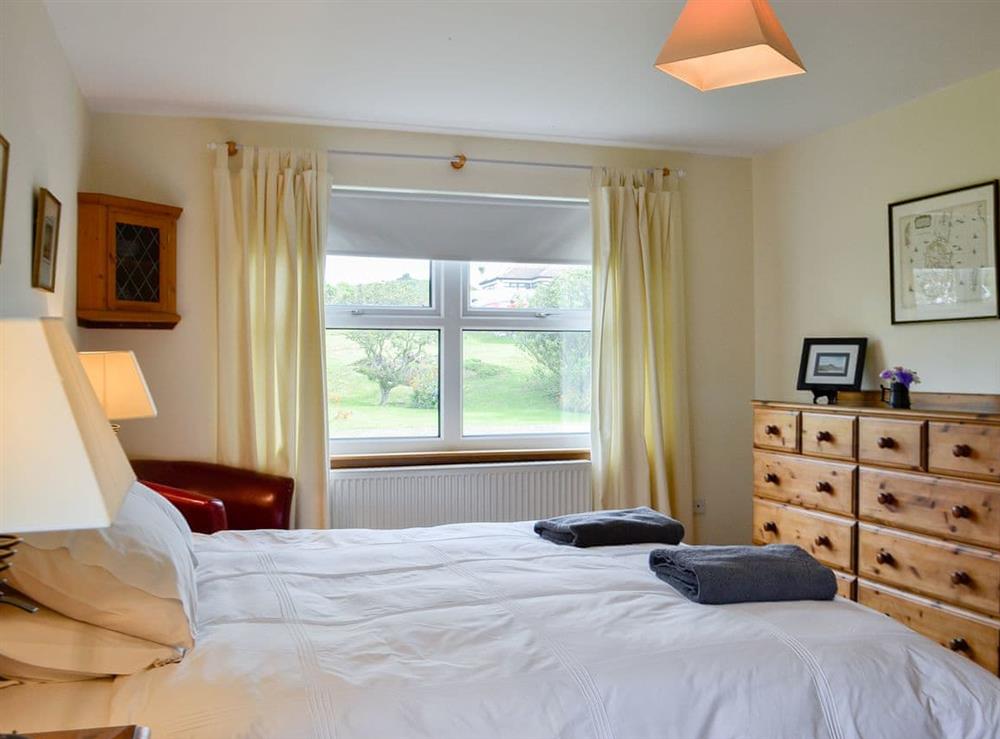 Twin bedroom (photo 2) at Saffron in Portpatrick, near Stranraer, Wigtownshire