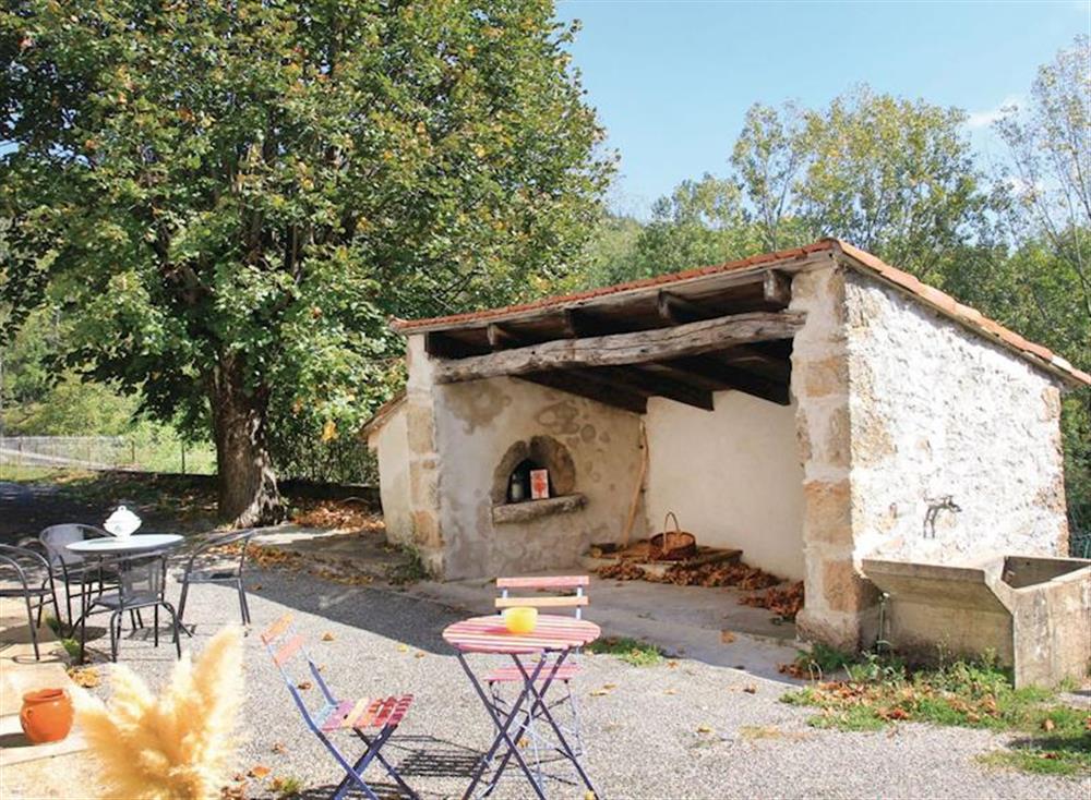 SaintApollinaireDeRias in SaintApollinairedeRias , France sleeps 6
