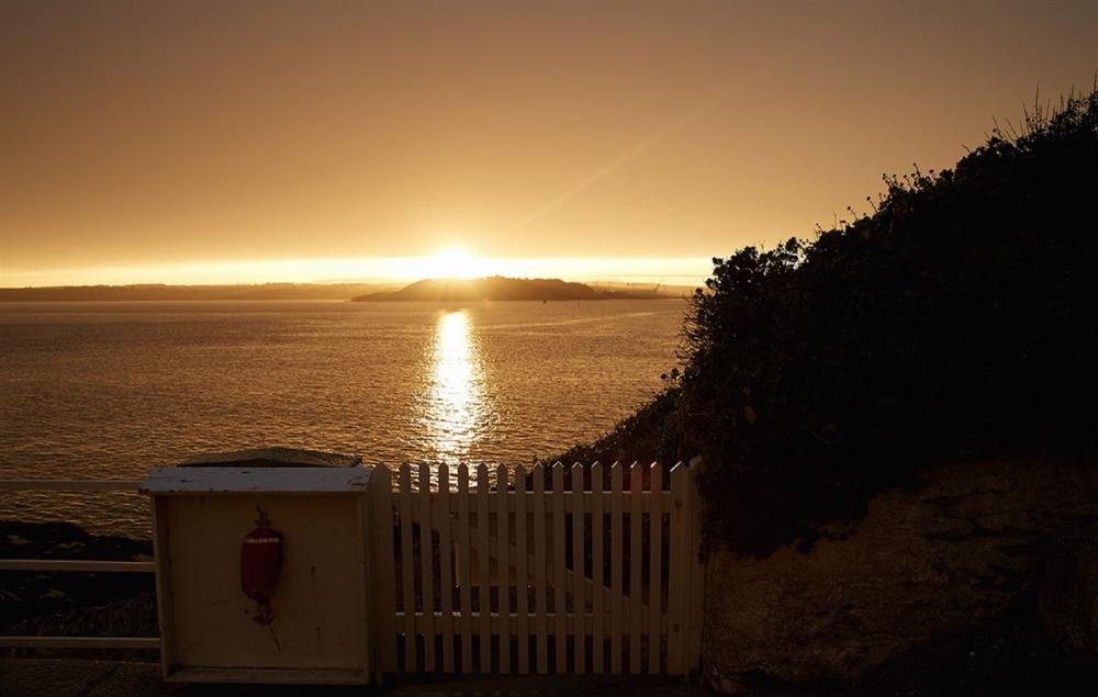 Enjoy watching the beautiful sunrises and sunsets at Sally Port Cottage, St Anthonys Lighthouse