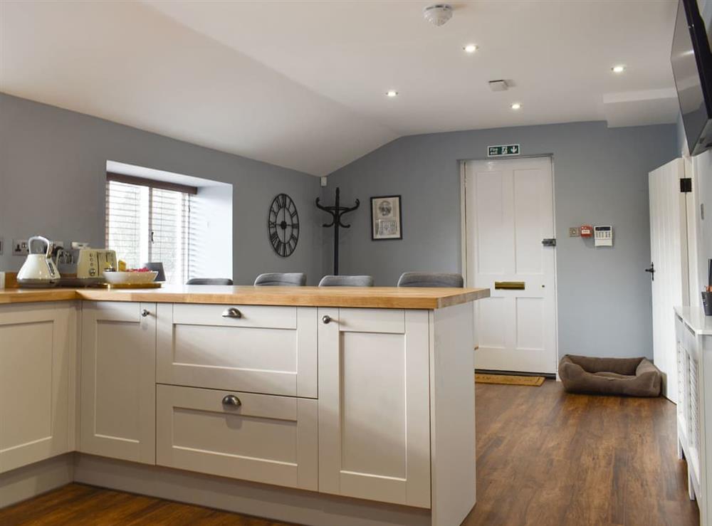 Light and airy open-plan living space at Salomons Country Cottage in Tunbridge Wells, Kent
