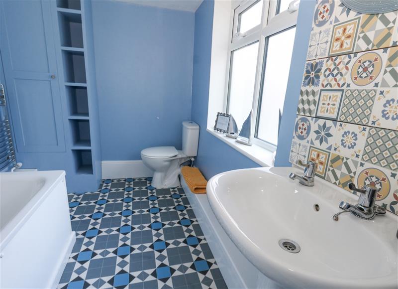The bathroom at Salt Tides, Weymouth