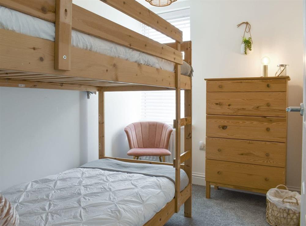 Bunk bedroom at Saltwater Pearl in Ilfracombe, Devon