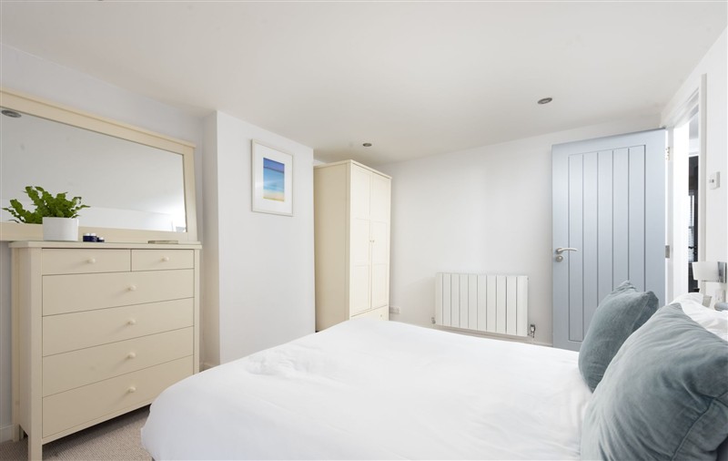 This is a bedroom (photo 2) at Salubrious Cottage, Cornwall
