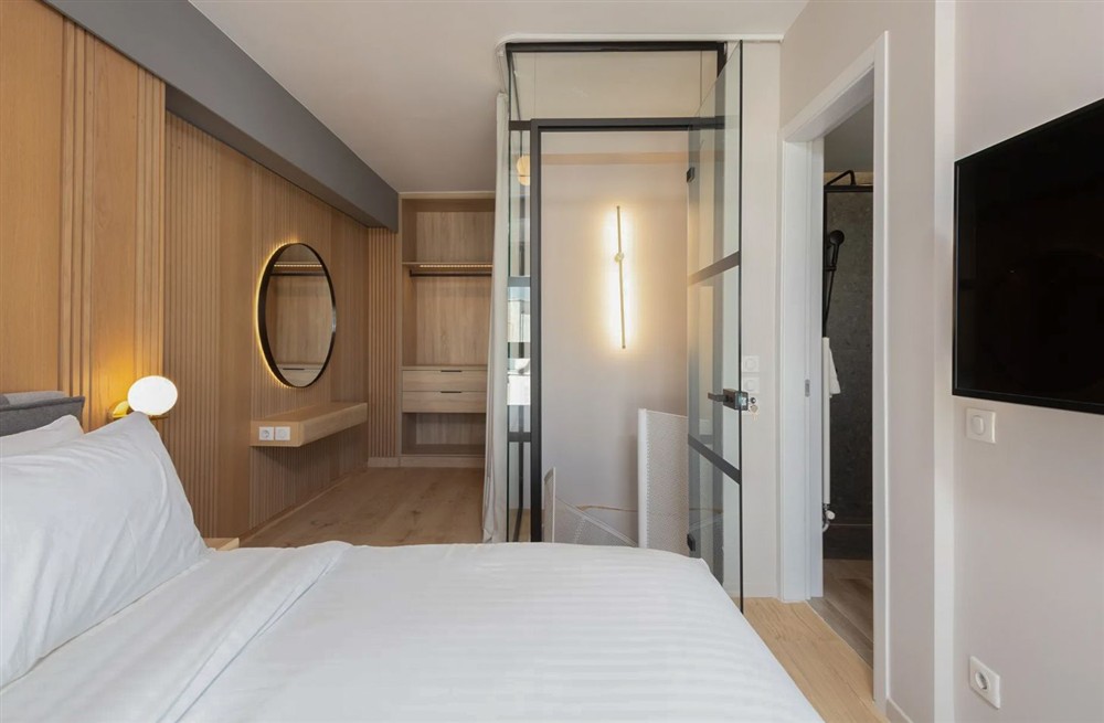 Samara Maisonette