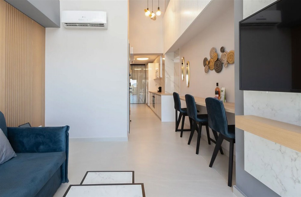 Samara Maisonette