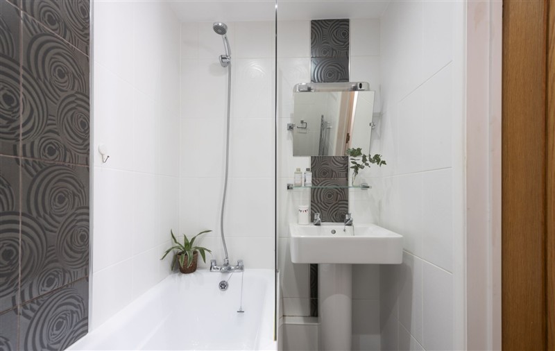 Bathroom at Samson Cottage, Cornwall