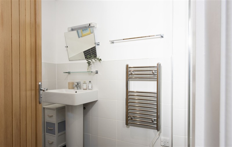 This is the bathroom at Samson Cottage, Cornwall