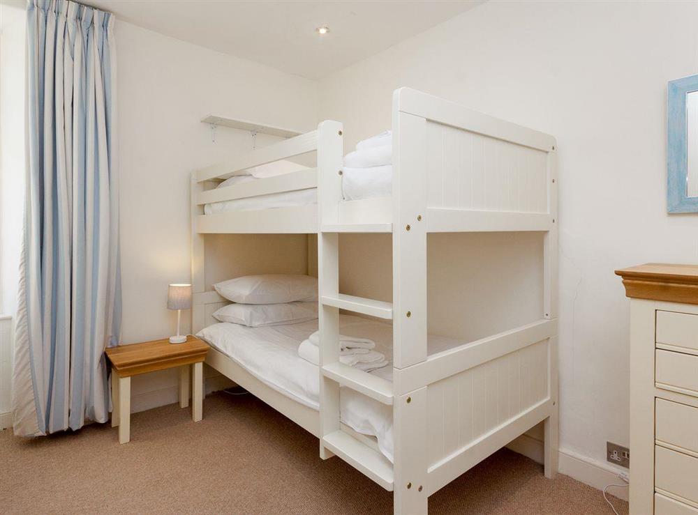 Bunk bedroom at Sandcastle in Salcombe, Devon