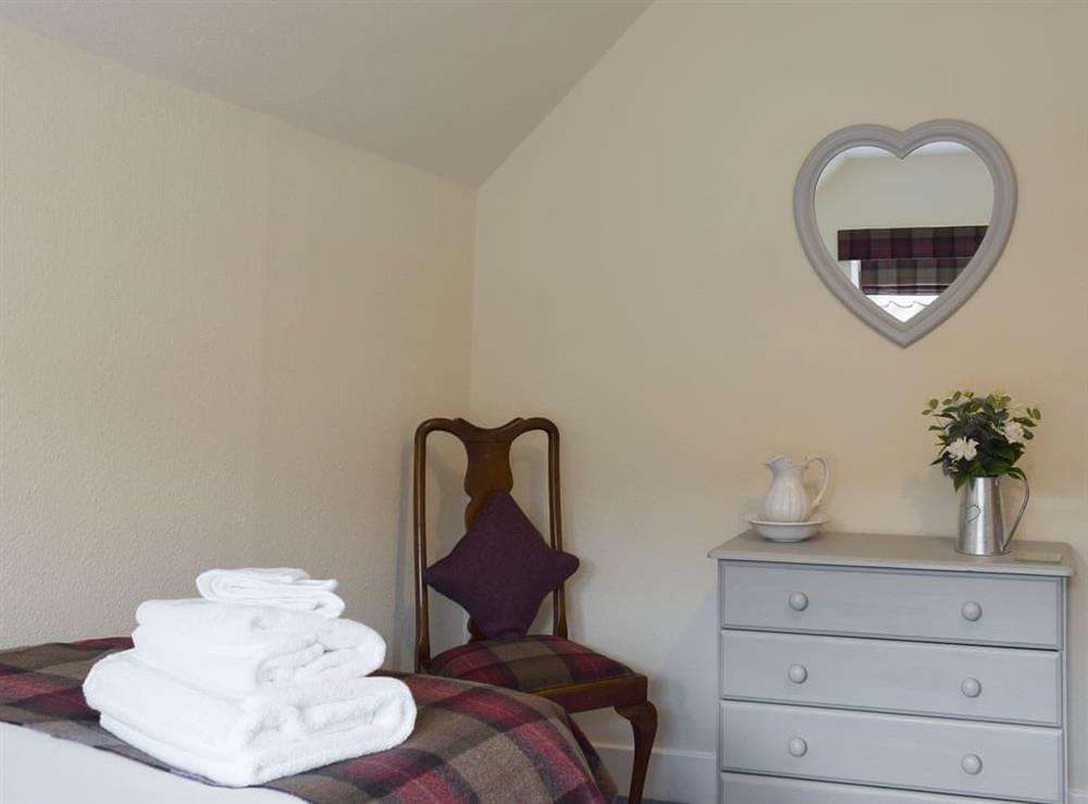 Dressing area within twin bedroom at Sandhaven in Culross, near Dunfermline, St Andrews, Fife