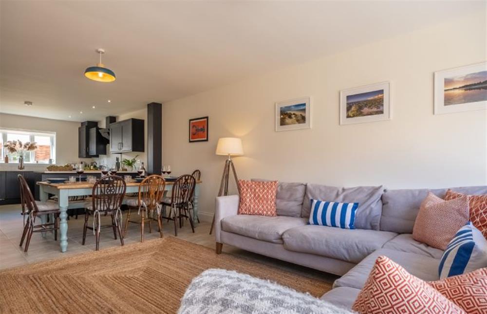 A relaxing seating area within the kitchen/dining room (photo 2) at Sandpiper House, Ingoldisthorpe near Kings Lynn