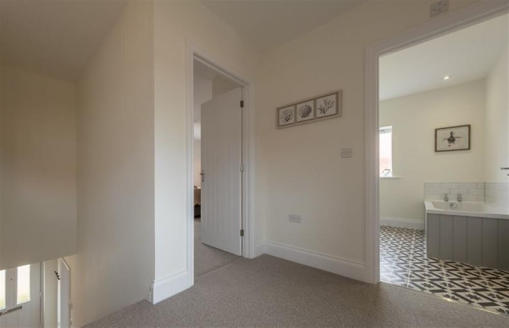 Landing to the family bathroom (photo 2) at Sandpiper House, Ingoldisthorpe near Kings Lynn