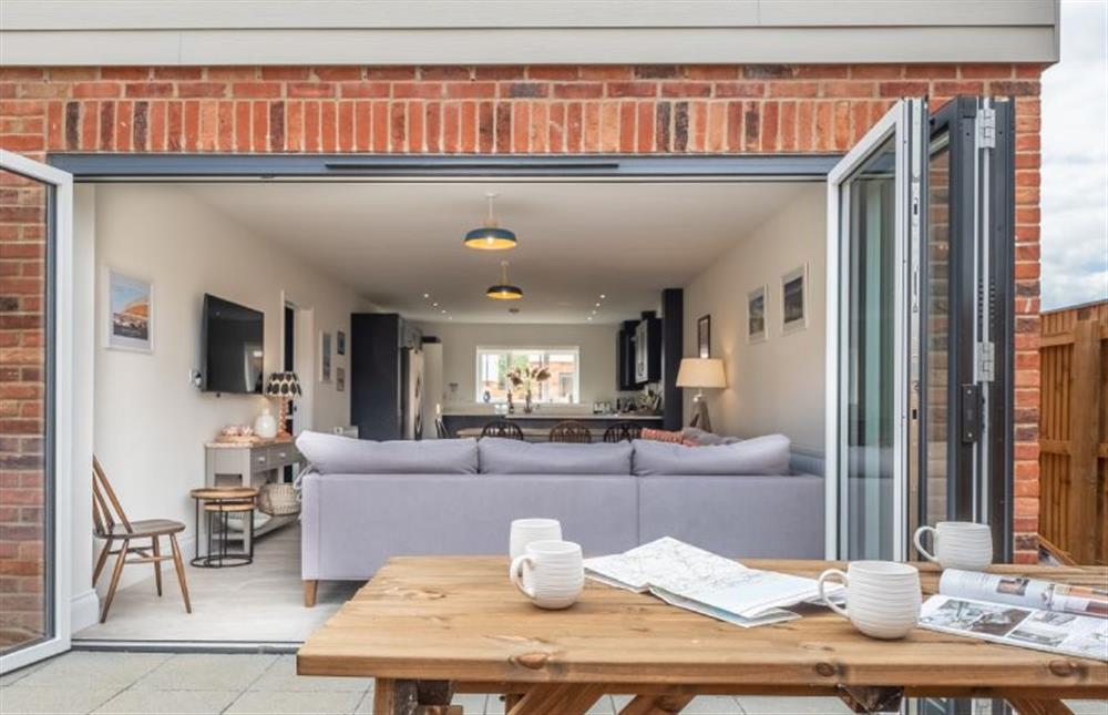 Patio dining option at Sandpiper House at Sandpiper House, Ingoldisthorpe near Kings Lynn