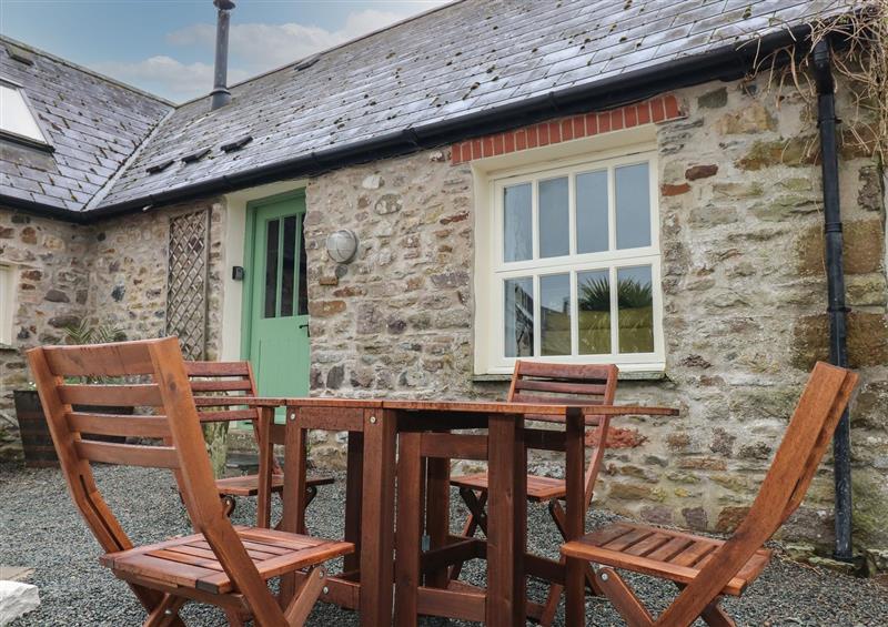 The setting at Sands Cottage, Talbenny near Broad Haven