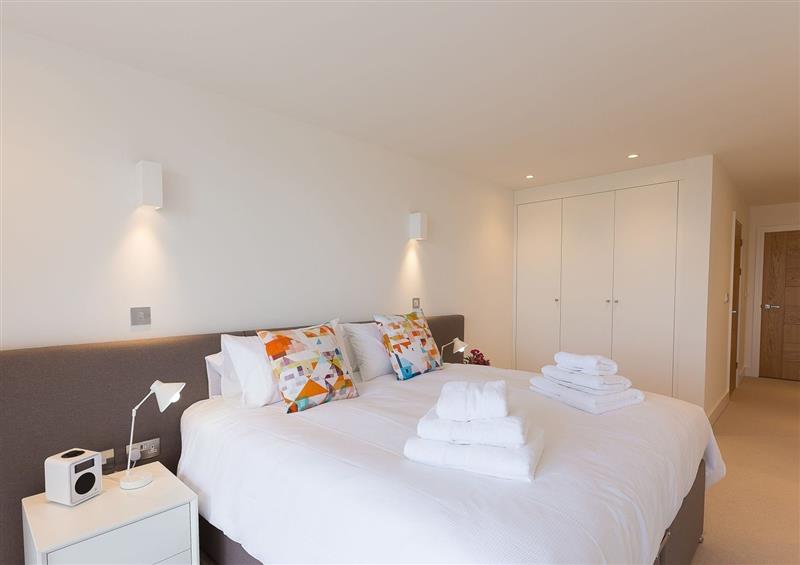 One of the 3 bedrooms at Sandsifters II, Carbis Bay