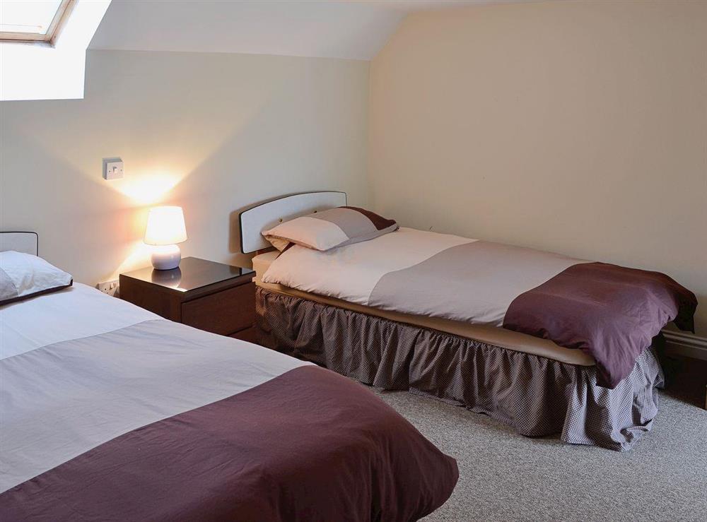 Bright, well lit twin room at Sandy Brae Cottage in Findochty, Banffshire