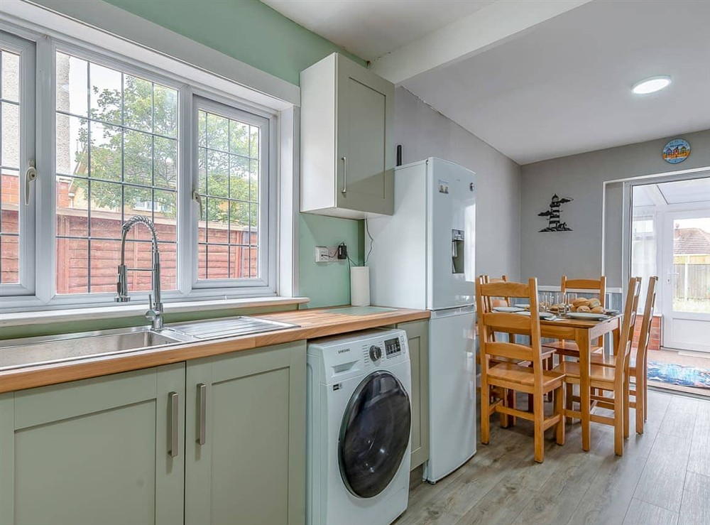 Kitchen/diner (photo 3) at Sandy Lodge in Chapel St Leonards, Lincolnshire