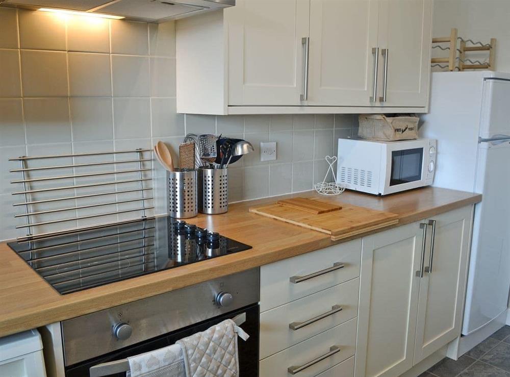 Immaculately presented kitchen (photo 2) at Sandy View in Beadnell, near Alnwick, Northumberland
