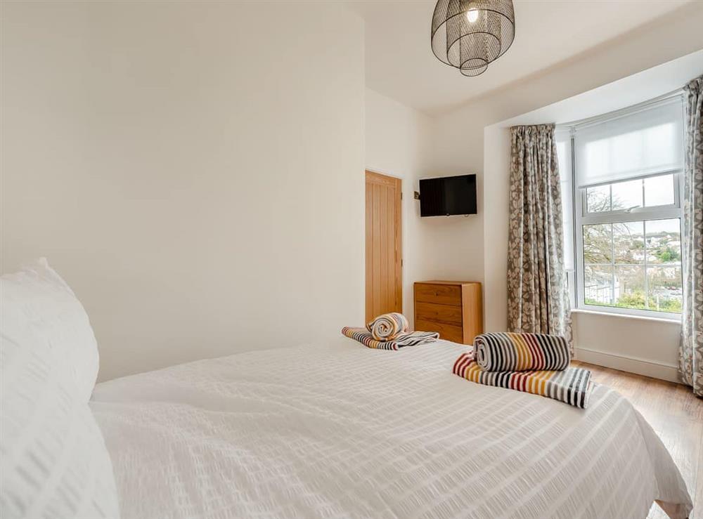 Double bedroom (photo 6) at Sandy View in Saundersfoot, Dyfed