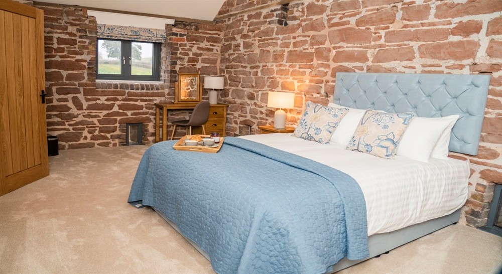 One of the first-floor double bedrooms at Sandybury Barn in Bridgnorth, Shropshire