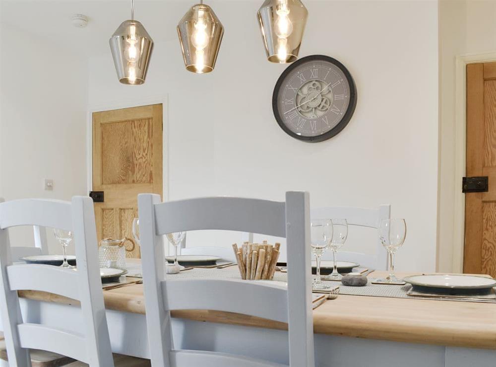 Well presented dining area at Sapphire Cottage in Lowestoft, Suffolk
