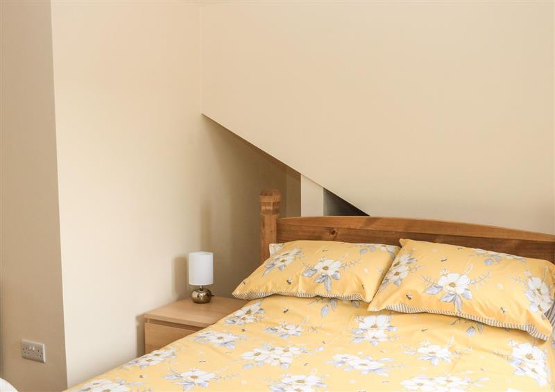 One of the 2 bedrooms (photo 2) at Sawtons Cottage 2, Dawlish Warren