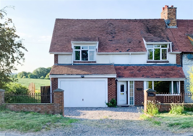 Outside at Scamnel, Eccleshall