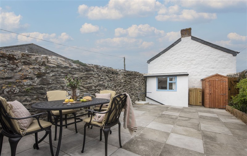 The setting of School Cottage (photo 2) at School Cottage, Cornwall