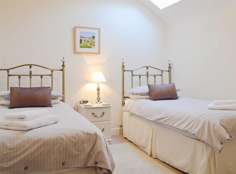 Twin bedroom at School Knott Cottage in Windermere, Cumbria