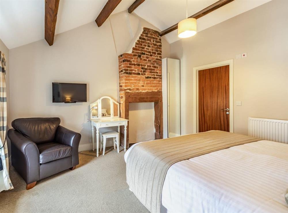 Double bedroom (photo 6) at The Scotch Arms Mews, 
