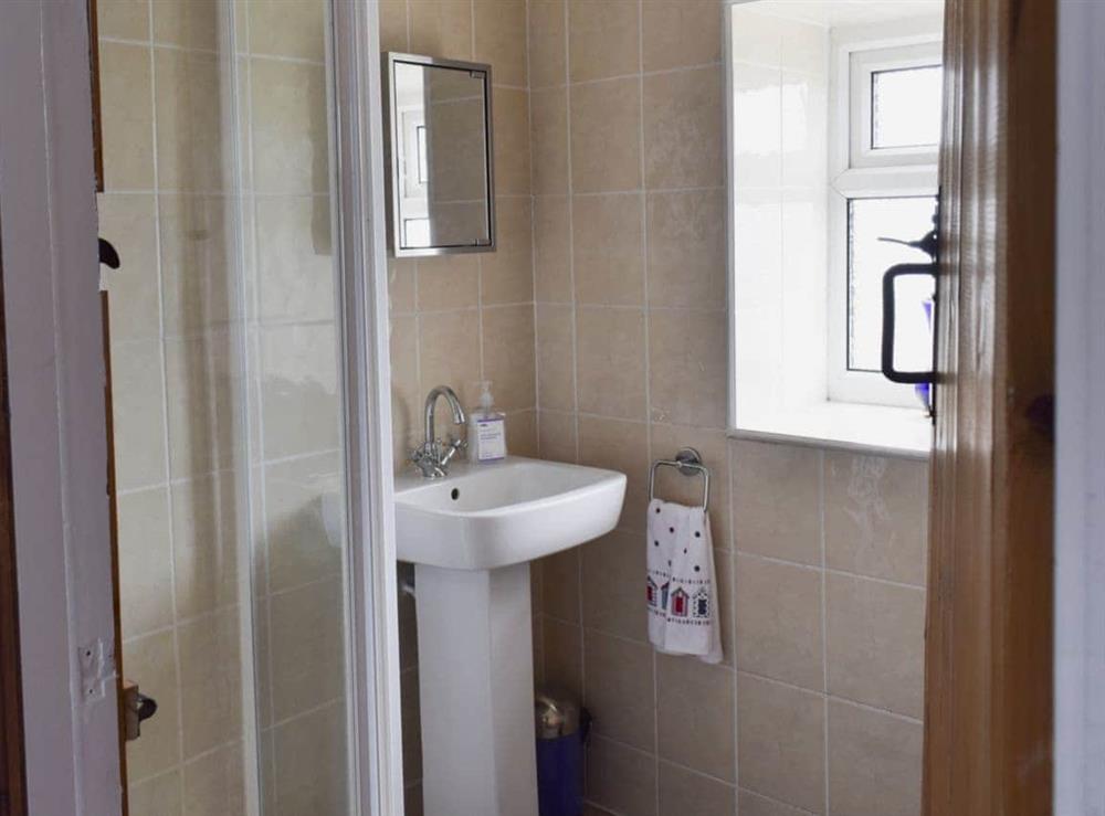 Shower room at Sea Breeze Cottage in Cowbar, near Staithes, North Yorkshire