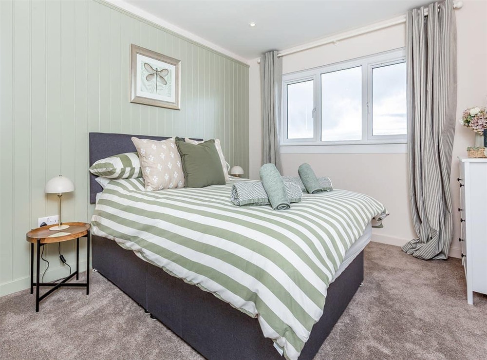 Double bedroom (photo 4) at Sea Breezes in Ballintore, Ross-Shire
