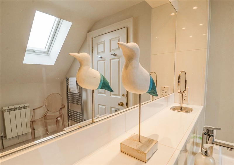 The bathroom (photo 2) at Sea Crest, Aldeburgh