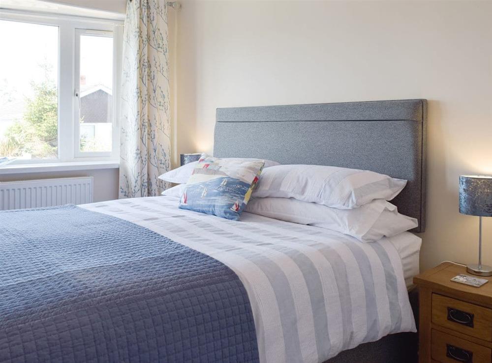 Relaxing double bedroom at Sea Dreams in Saundersfoot, Dyfed
