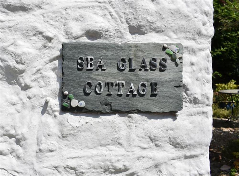 Contemporary signage at Sea Glass Cottage in Holcombe, Dawlish, Devon