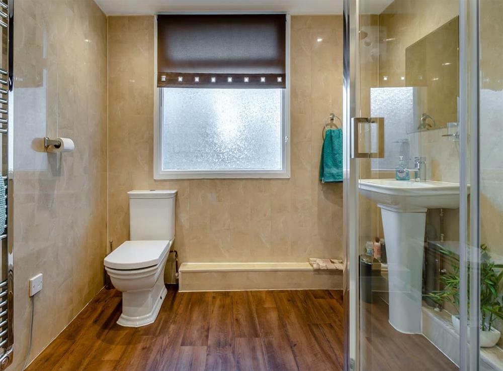 Bathroom at Sea Holly in Humberston, near Louth, South Humberside