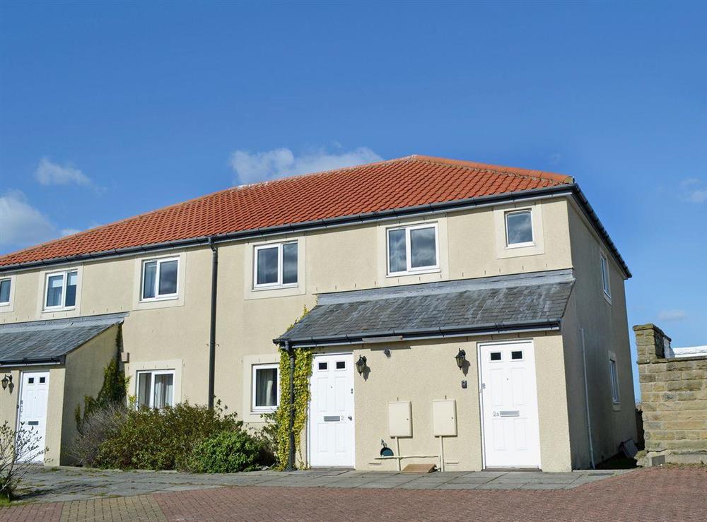 Contemporary, first floor, seafront holiday apartment at Sea Huts in Beadnell, Northumberland
