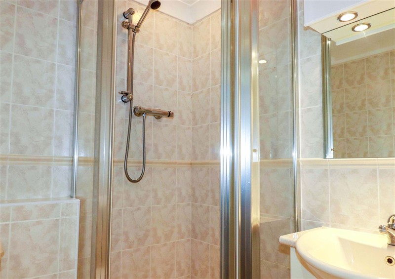 Bathroom at Sea Thrift, White Cross near Indian Queens