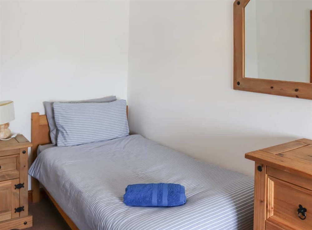 Twin bedroom (photo 2) at Sea View in Caernarfon, Gwynedd