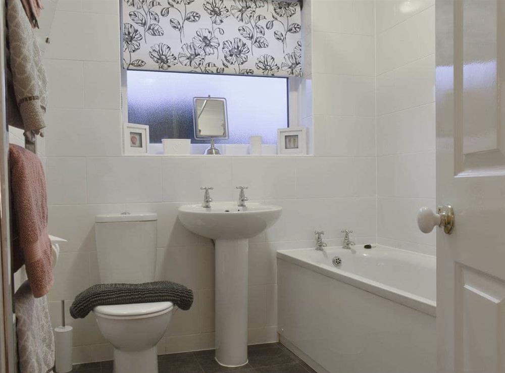 Bathroom at Sea View Cottages- Sea Views in Knipe Point, near Cayton, North Yorkshire
