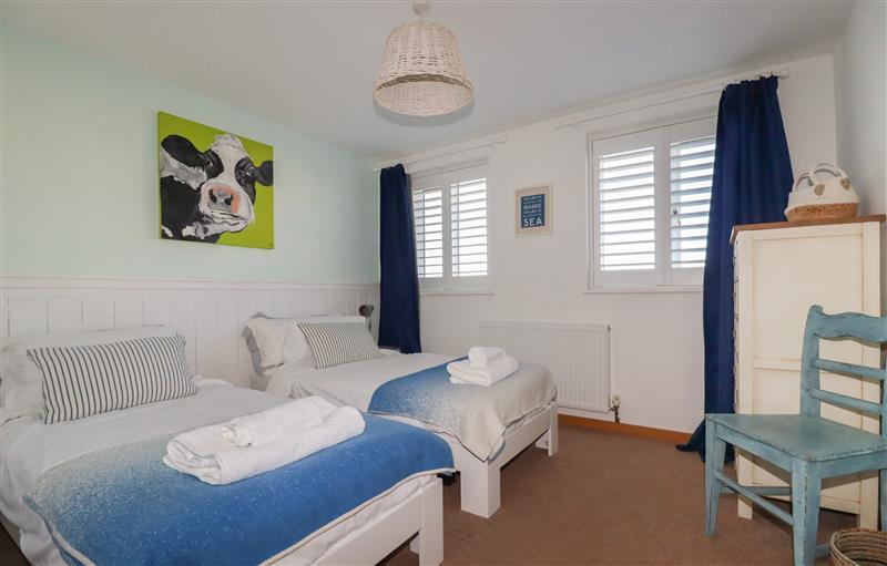 One of the 4 bedrooms (photo 2) at Sea View House, Crantock
