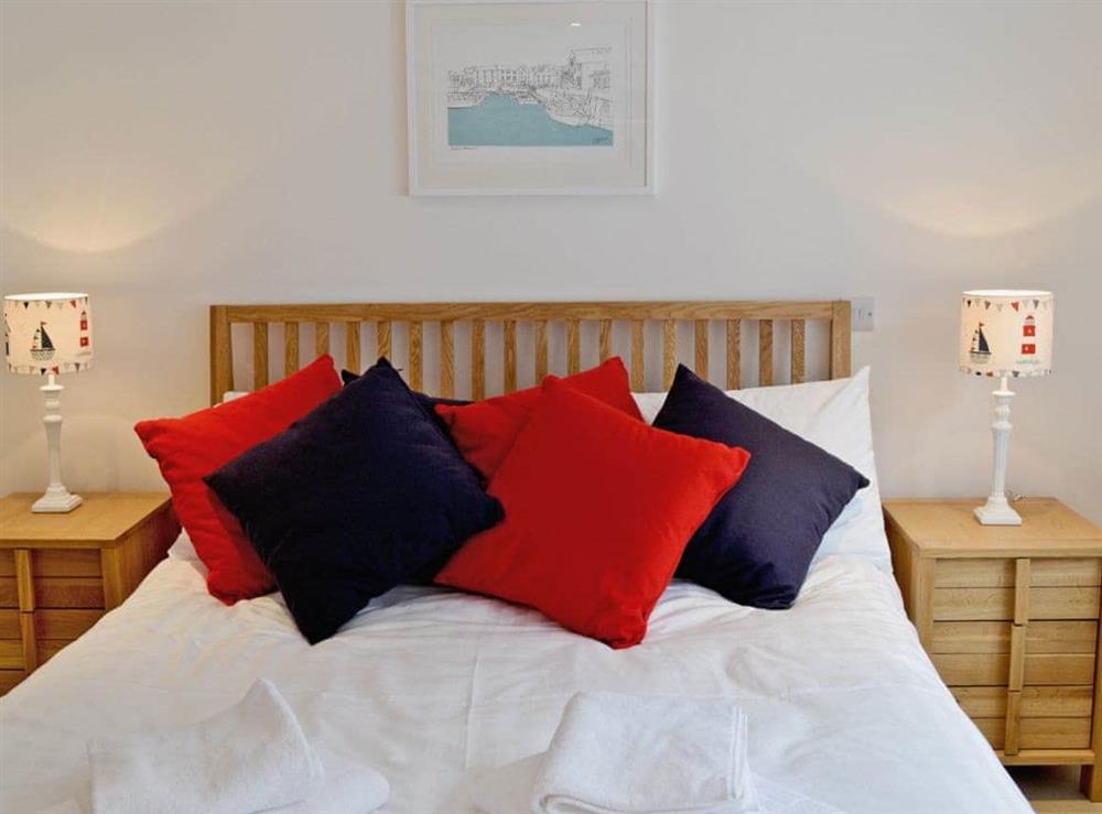 Double bedroom (photo 2) at Sea Vista in Port Isaac, Cornwall