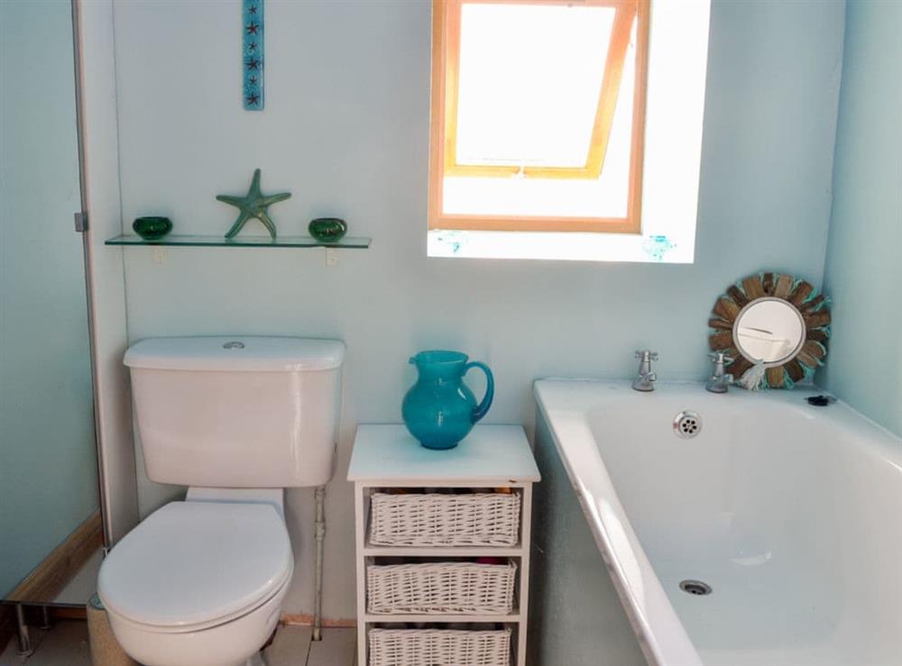 Bathroom at Sea Yonder in Buckie, near Cullen, Highlands, Banffshire