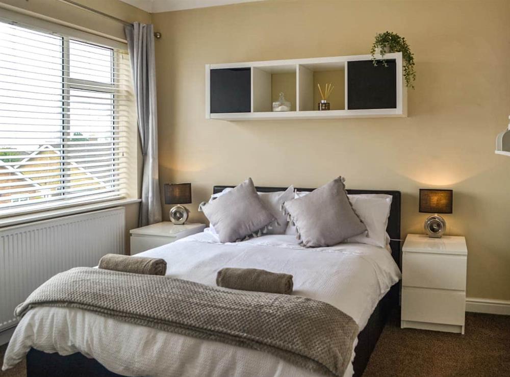 Double bedroom (photo 3) at Seabatical in Bridlington, North Humberside