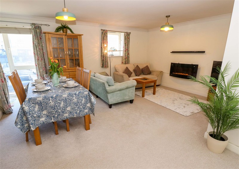 The living room at Seabreeze Suites, Southampton