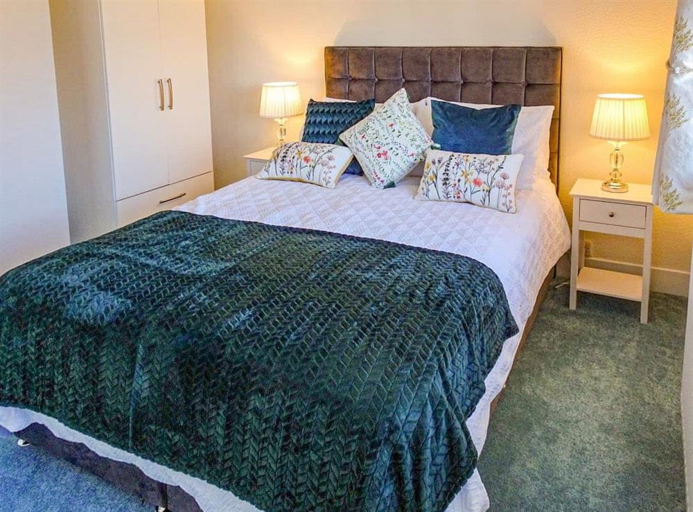 Double bedroom (photo 2) at Seacroft Lodge in Skegness, Lincolnshire