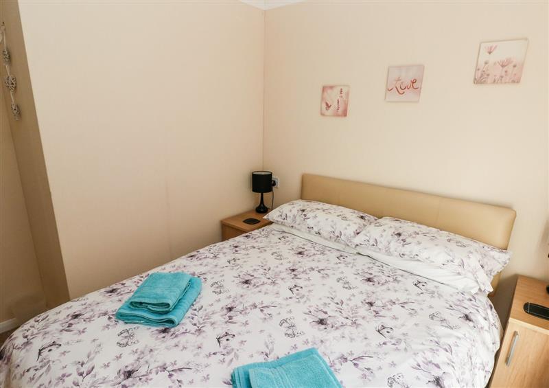 A bedroom in Seacroft (photo 3) at Seacroft, Stepaside near Kilgetty