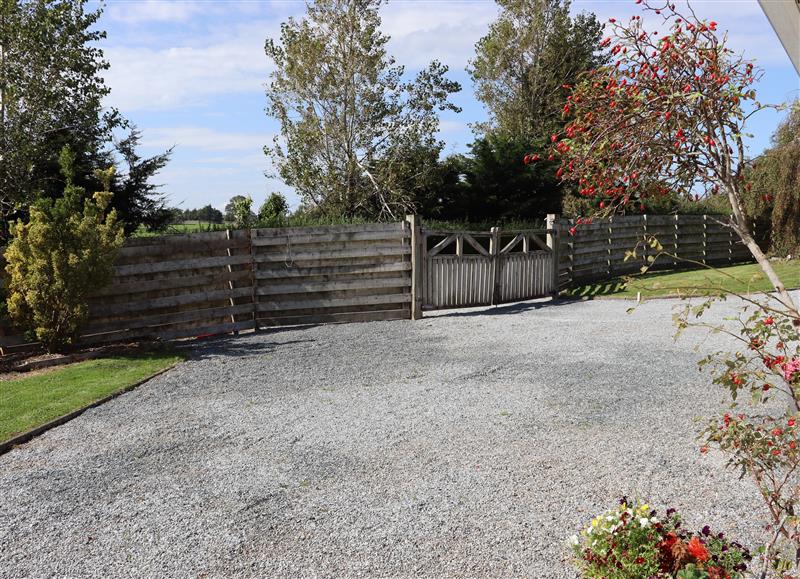 Enjoy the garden (photo 3) at Seafield, Ballymoney