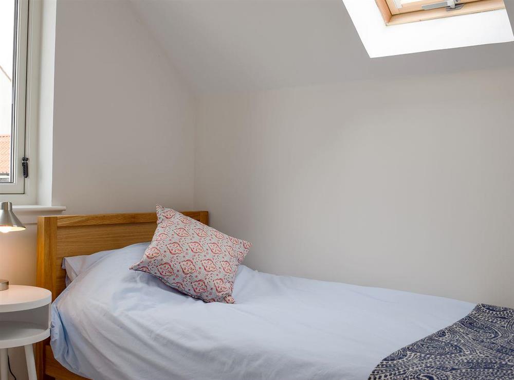 Cosy single bedroom (photo 2) at Seaforth View in St Monans, near Anstruther, Fife