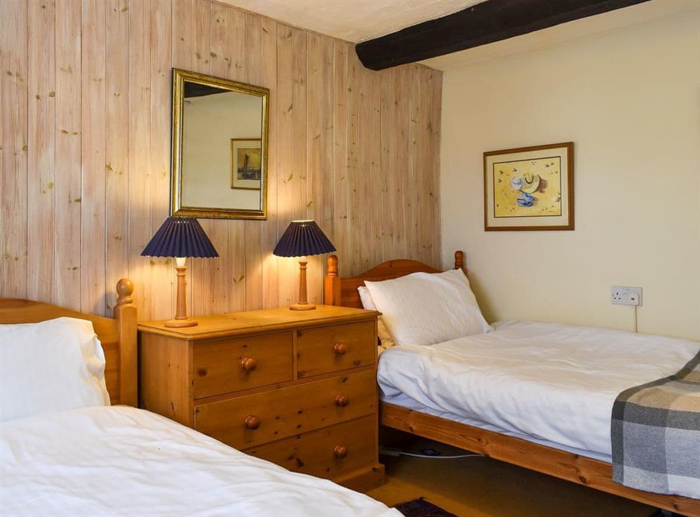 Twin bedroom at Seagate Cottage in Minehead, Somerset